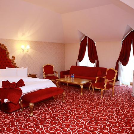 Deluxe Hotel Gandja Eksteriør billede
