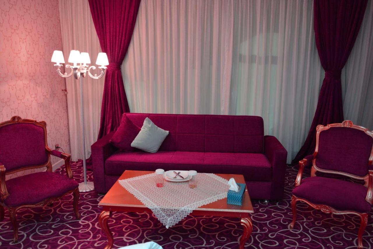 Deluxe Hotel Gandja Eksteriør billede