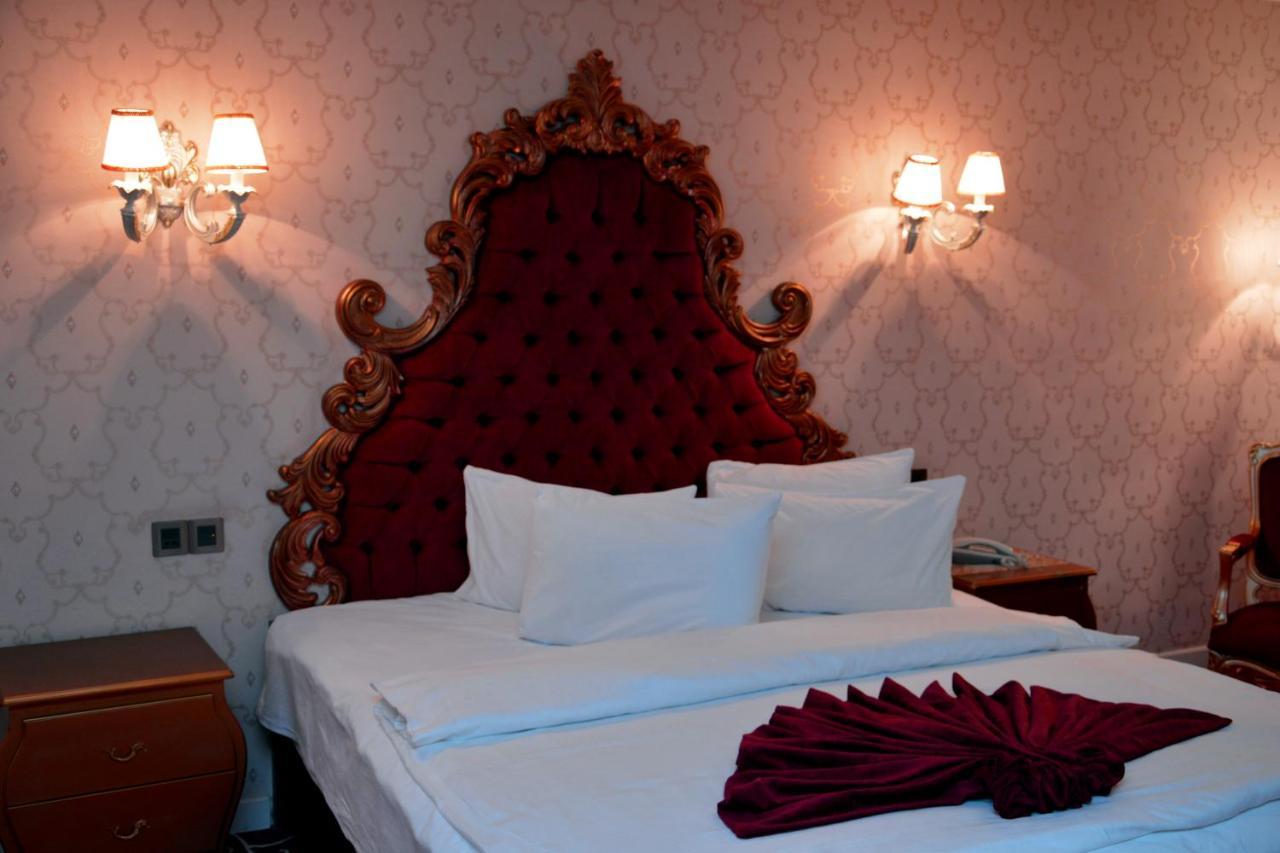Deluxe Hotel Gandja Eksteriør billede
